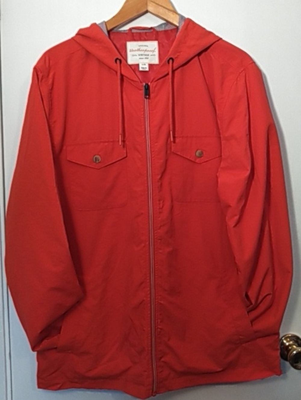 Men's Red Rain Jacket By Weatherproof Vintage. Size Large Excellent Condition